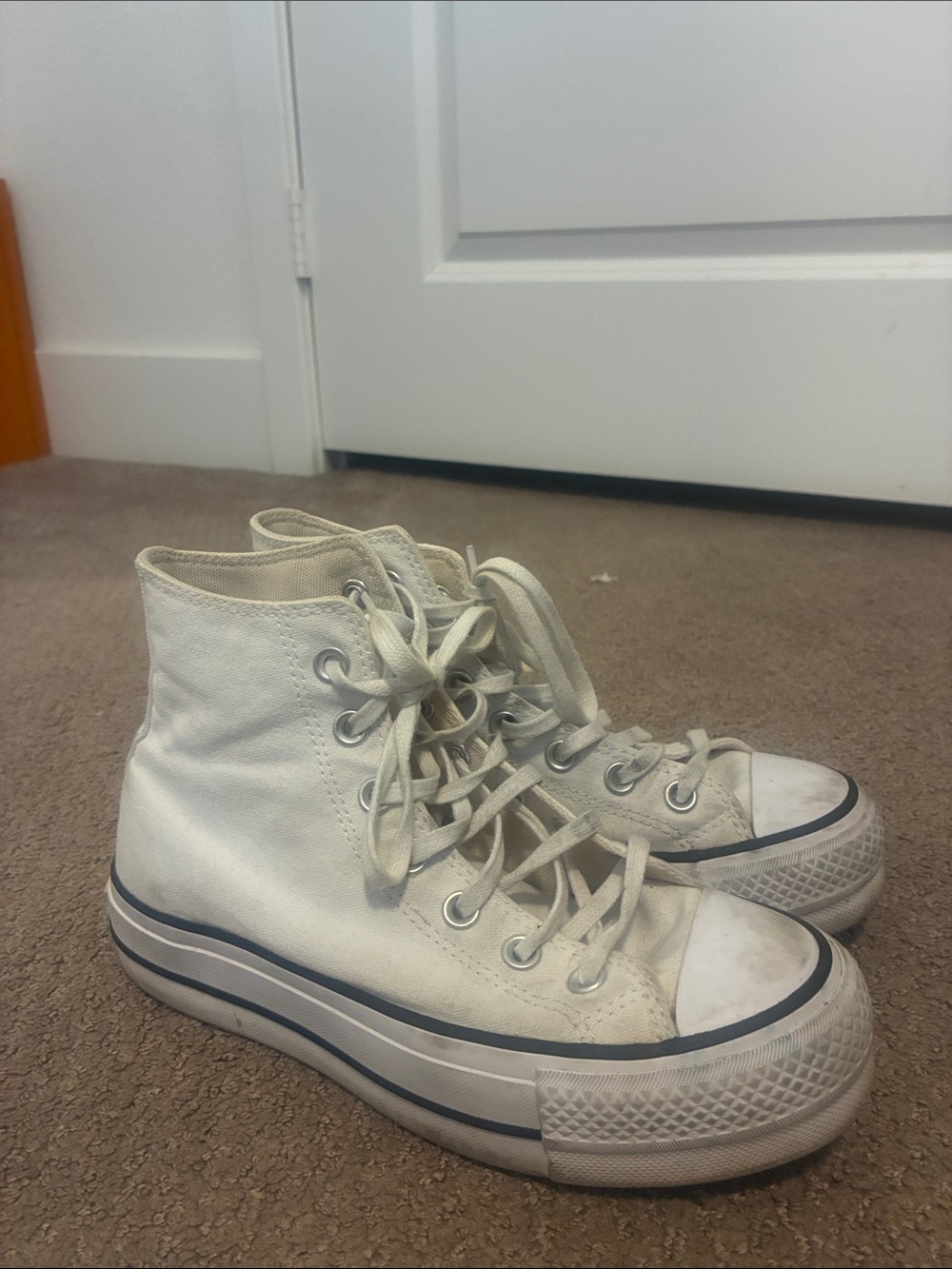 Size 6 platform converse